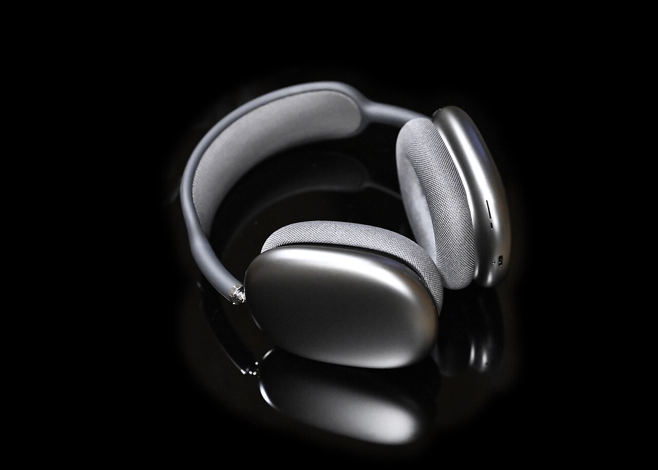 Apple headphones