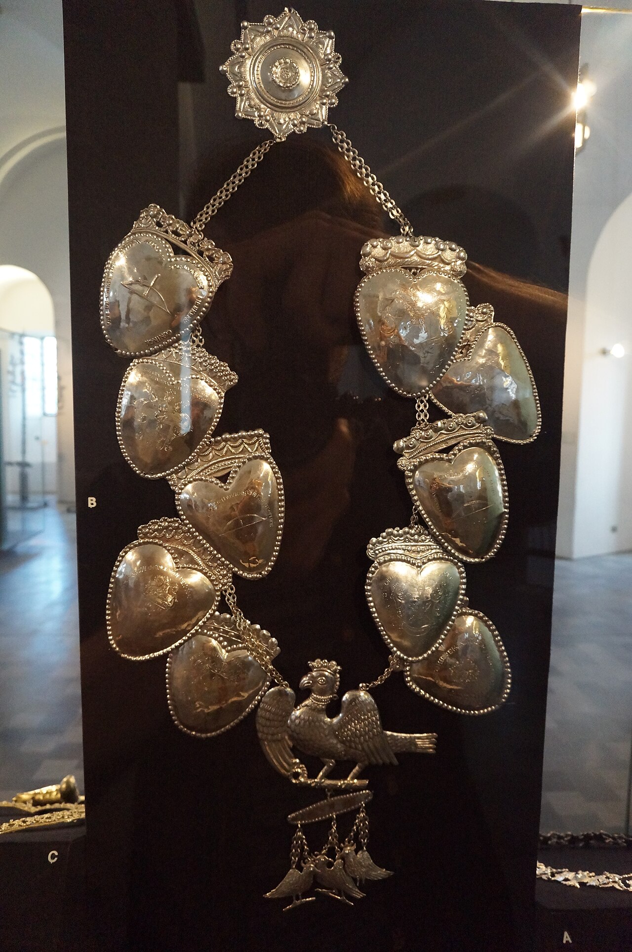Collier of a guild of crossbowmen from Opheers (2)