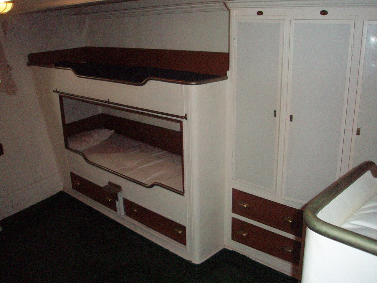 Averof officers' bunk beds