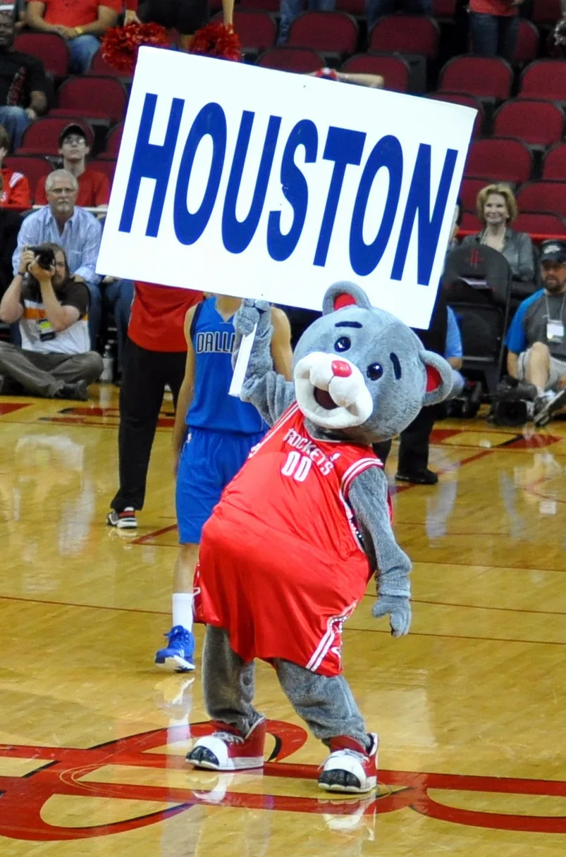 Mascot Clutch
