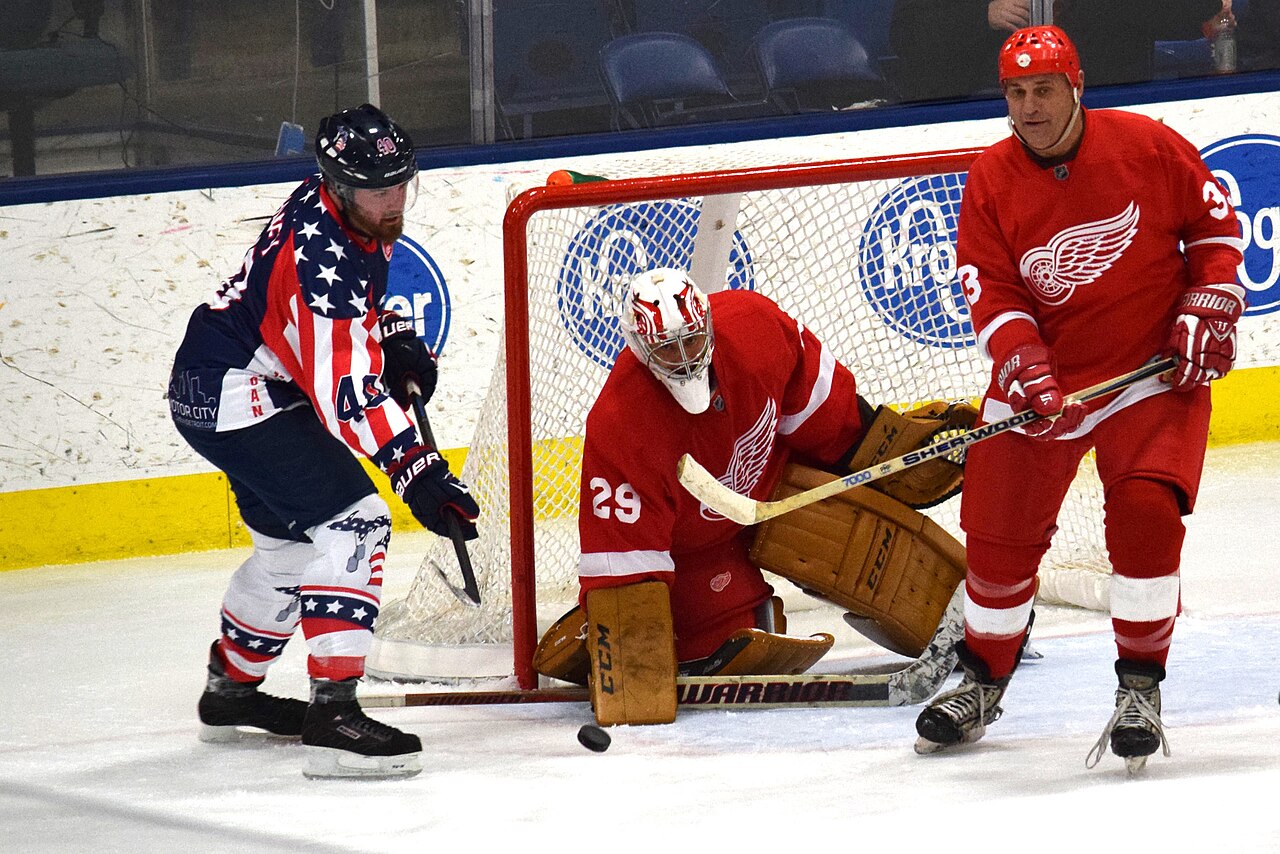 Blocker (ice hockey)