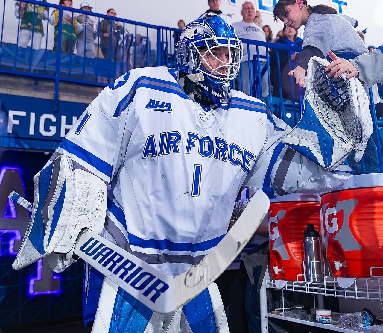 Blocker (ice hockey)