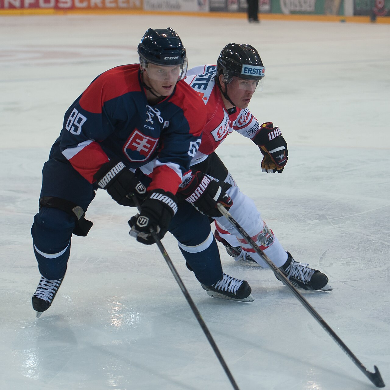 Glove (ice hockey)