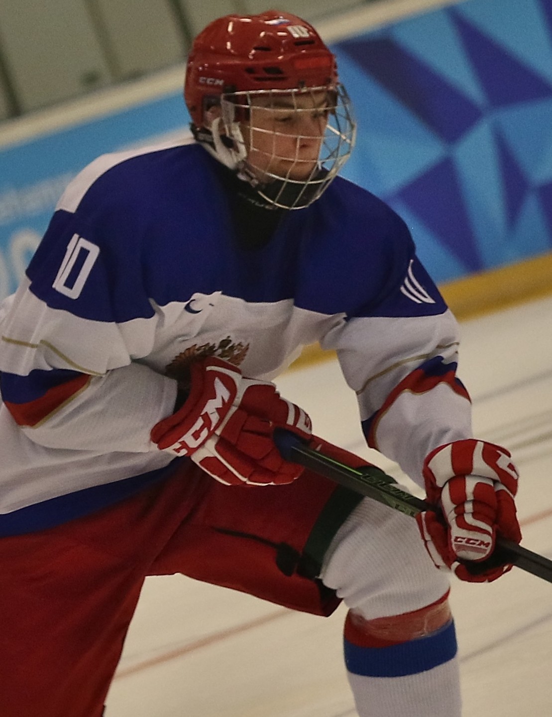 Hockey helmet