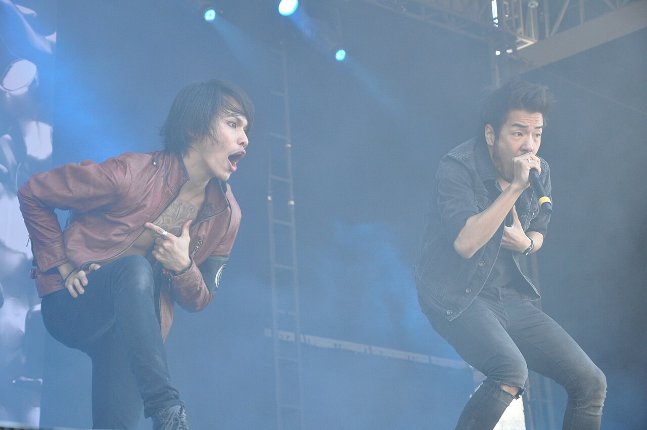 Crossfaith