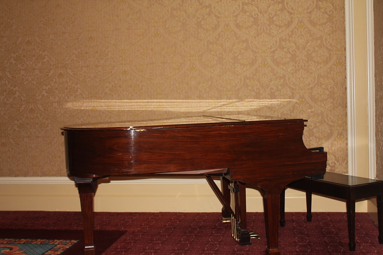A piano