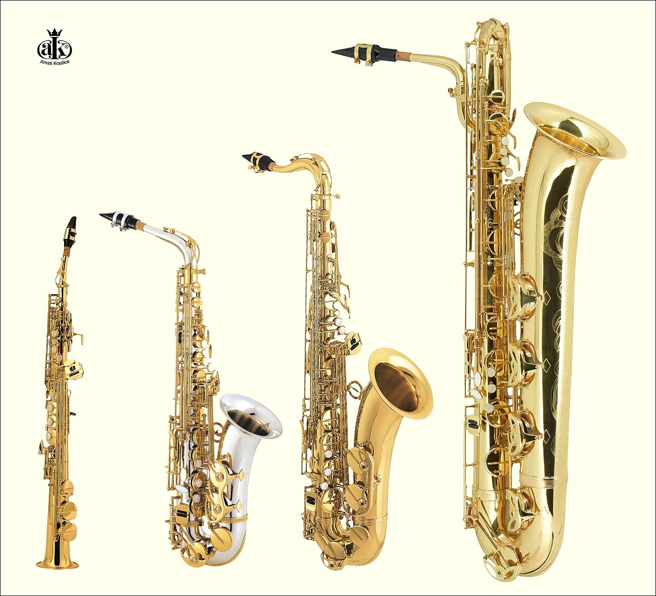 4 Saxophone Amati