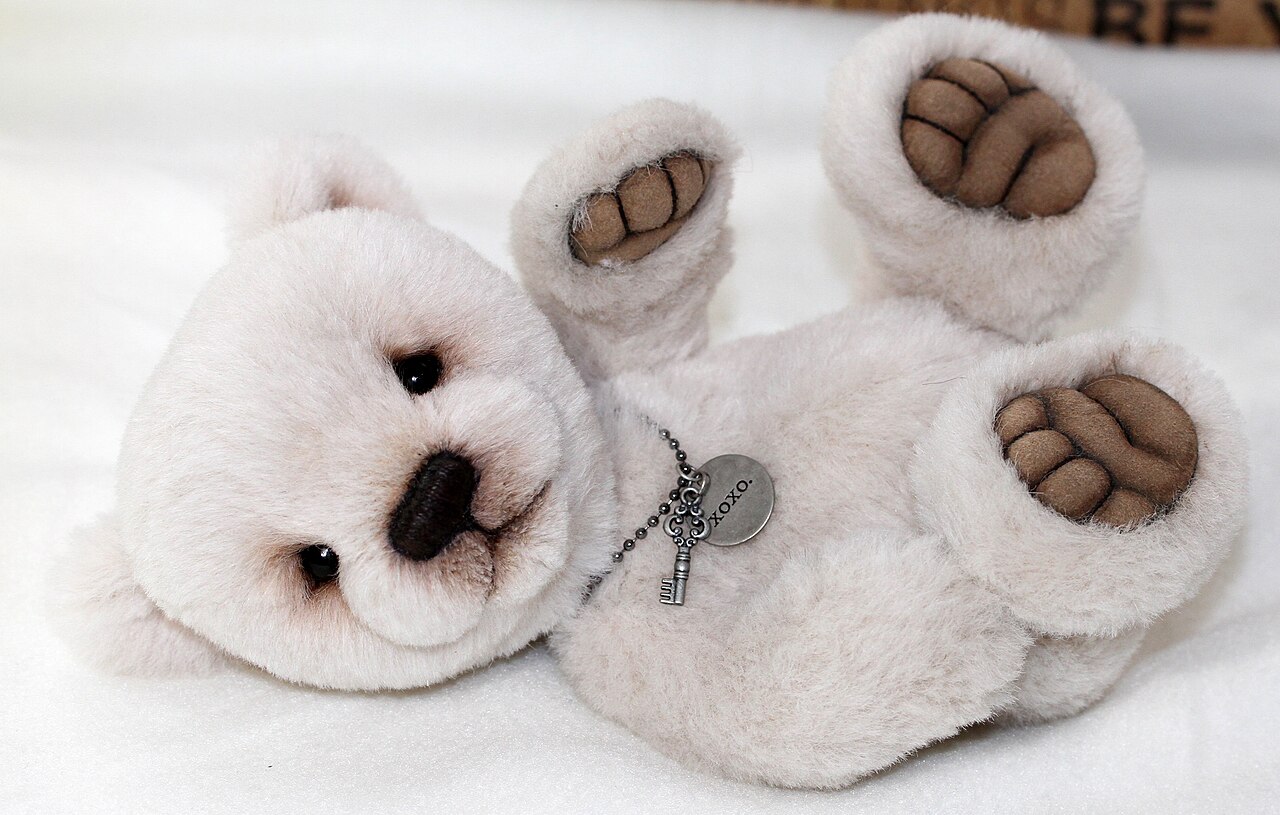 Bear's Kiss