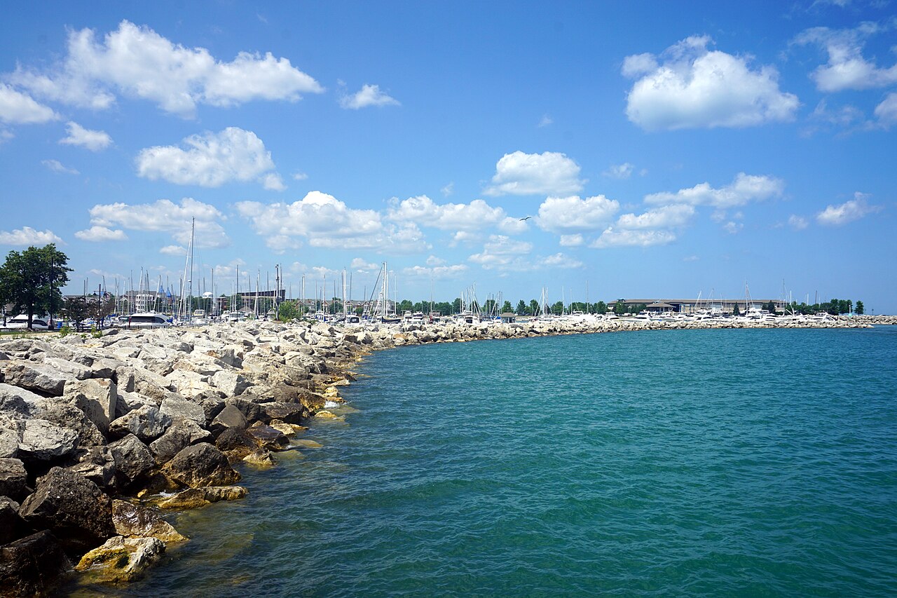 Kenosha July 2022 114 (Lake Michigan and Southport Marina)