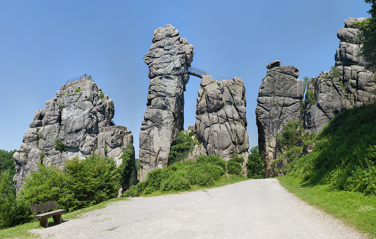 Externsteine High Resolution v2 2015