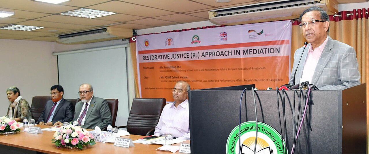 2019-06-26 Law Minister Anisul Huq keynote address restorative justice mediation seminar Judicial Administration Training Institute Dhaka (PID-0038076)
