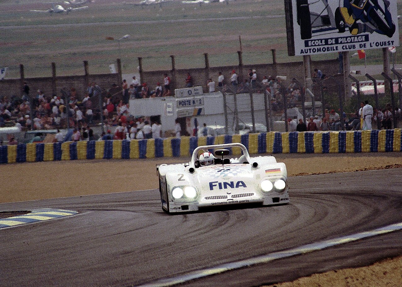 BMW V12 LM