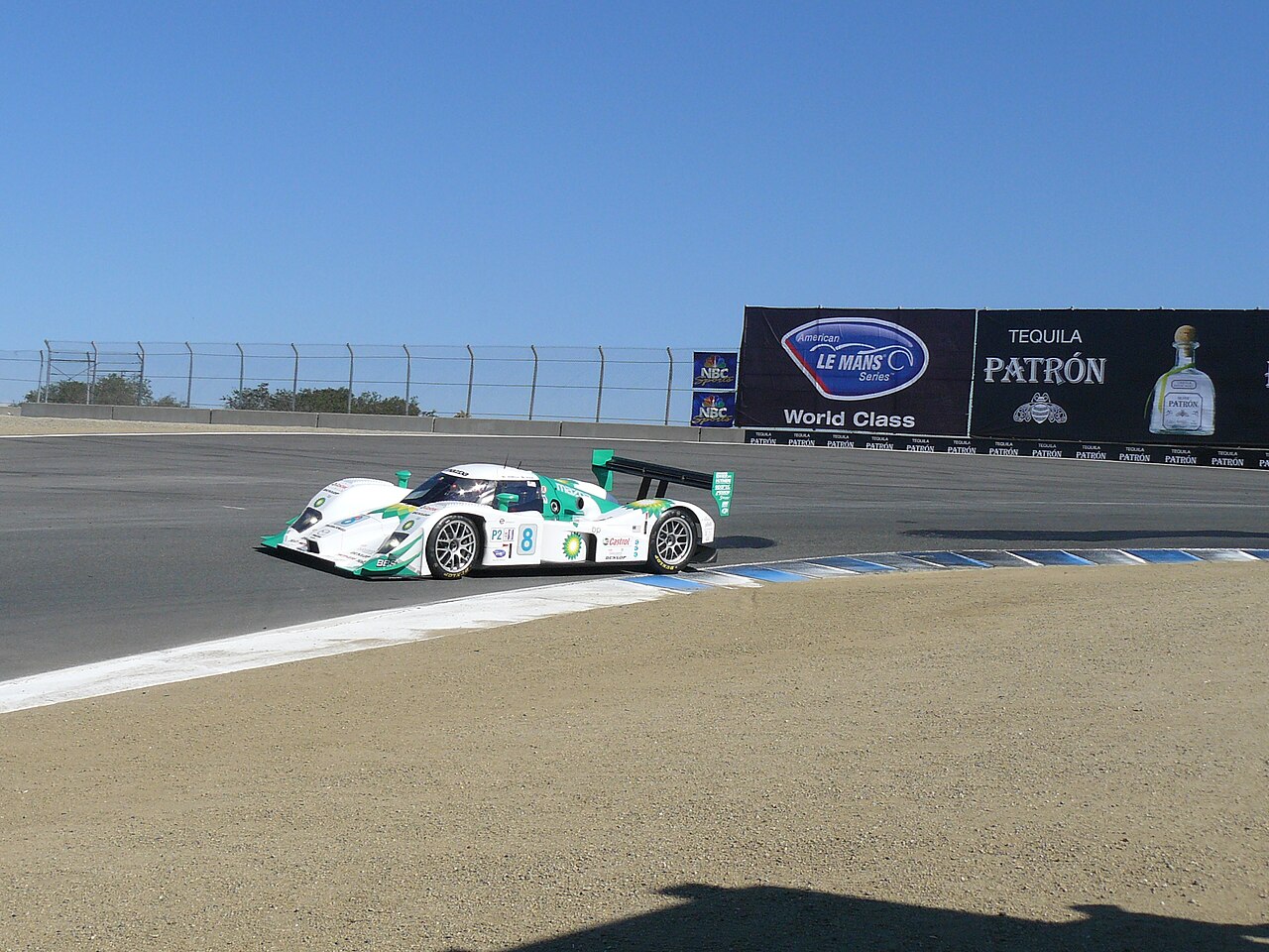 Lola B08/80
