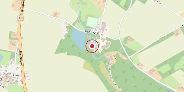 Street map of the area around Brejninggaard; the red dot marks 56°06′54″N 8°30′47″E
