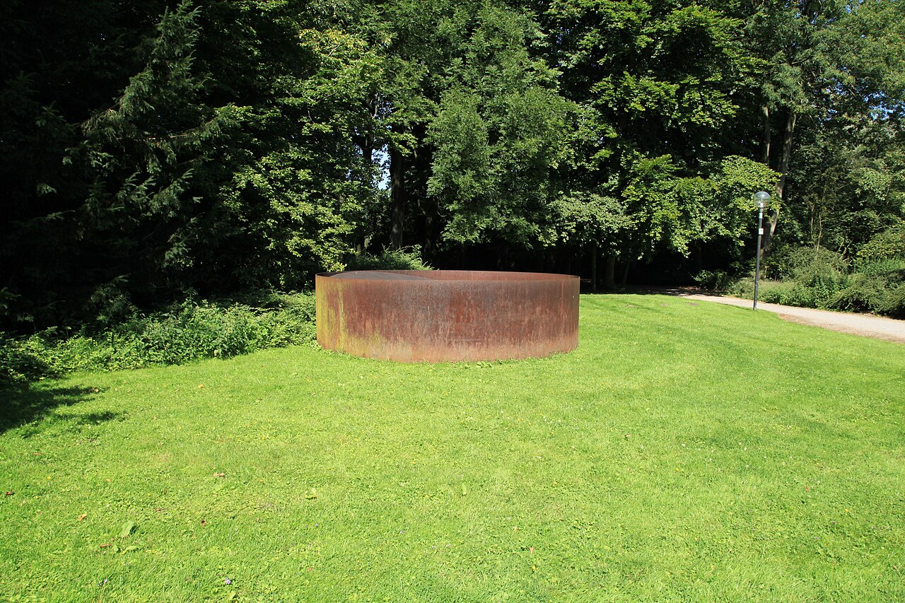 Bottrop - Im Stadtgarten - Stadtgarten - Quadrat - Park - Bottrop-Piece (Donald Judd) 01 ies