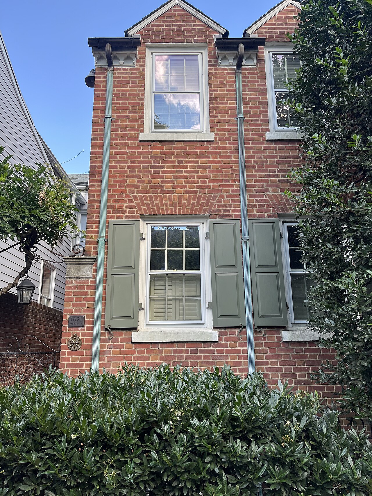 34th Street (Saint-John Perse House)