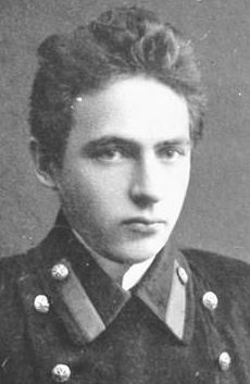 Khlebnikov 1908 (cropped)