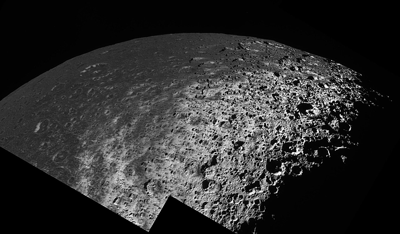 Iapetus (moon)