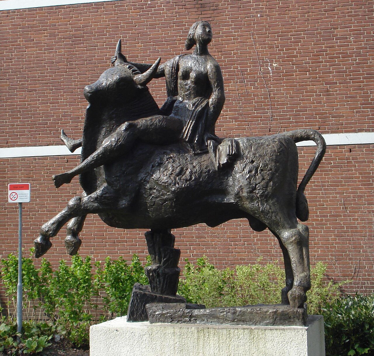 Europa (consort of Zeus)