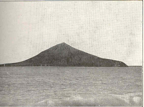 FMIB 36833 Volcan Krakatoa (Detroit de la Sonde), Avant et Apres l'Explosion de 1883 -Avant