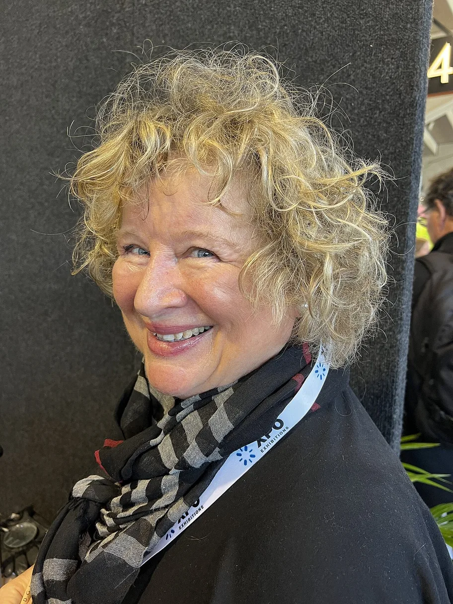 Annabelle White