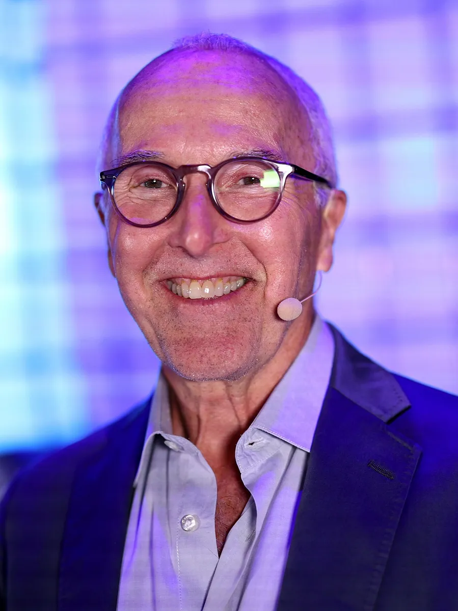 Frank McCourt (executive)