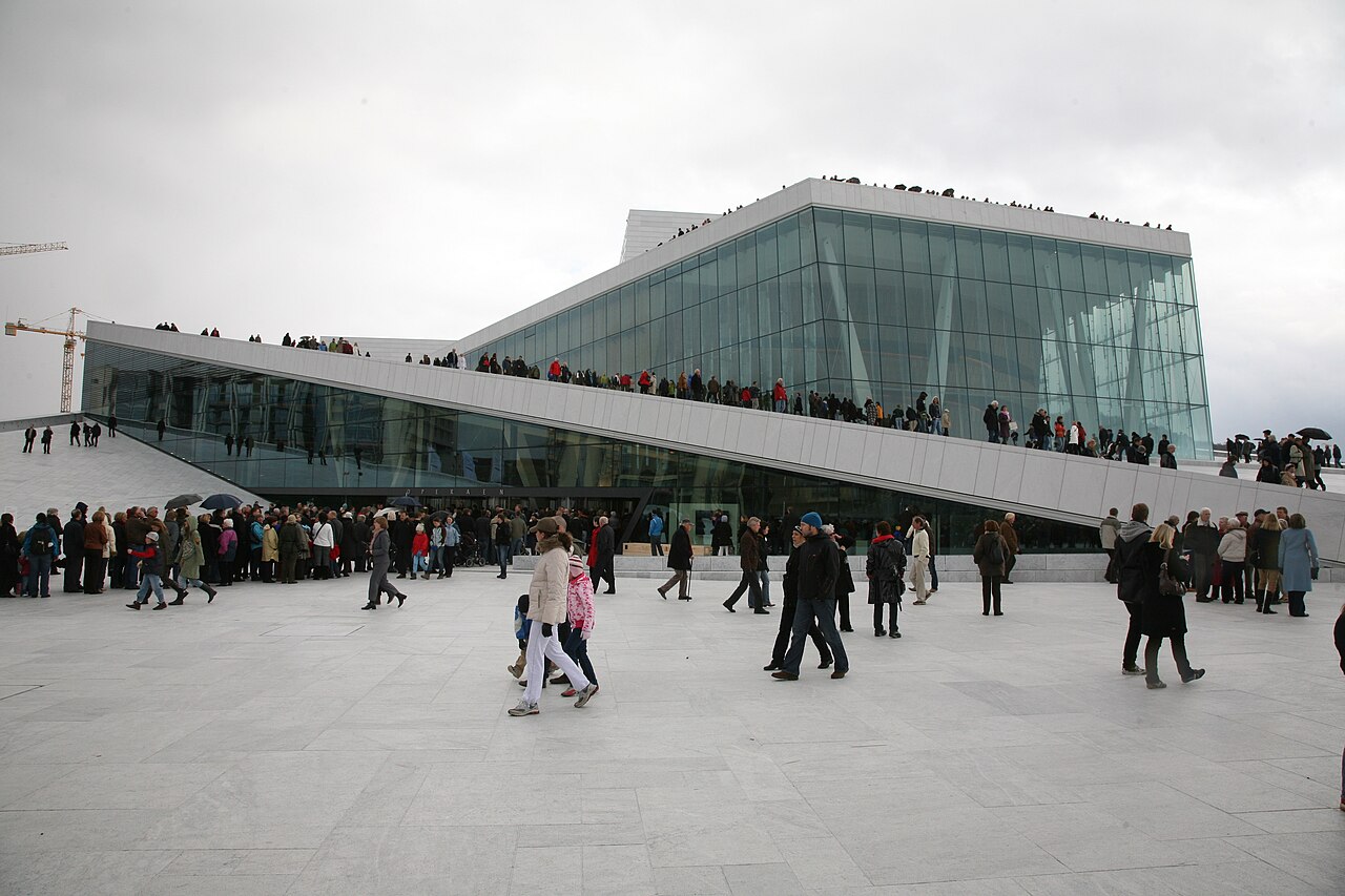KirstenFlagstadsPlass 20080413-1