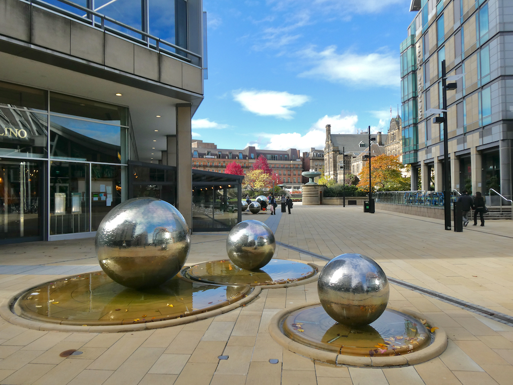 Great balls of steel, Sheffield - geograph.org.uk