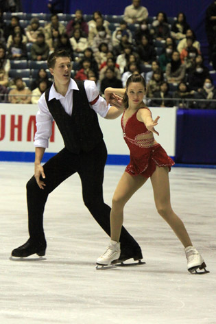 GPF Juniors Pairs - Kaleigh HOLE - Adam JOHNSON - 3129a