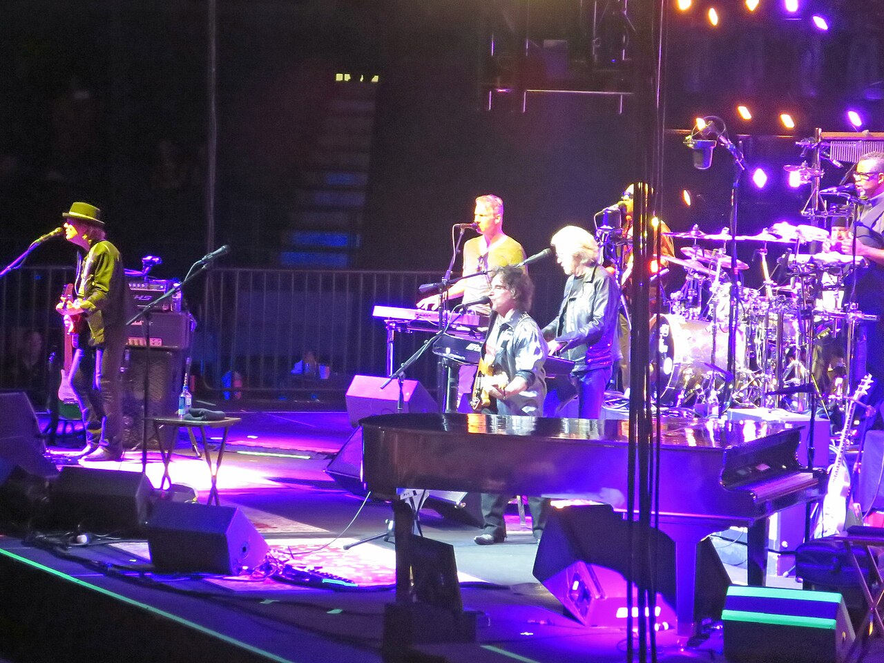 Hall & Oates, Allstate Arena 5-15-2017