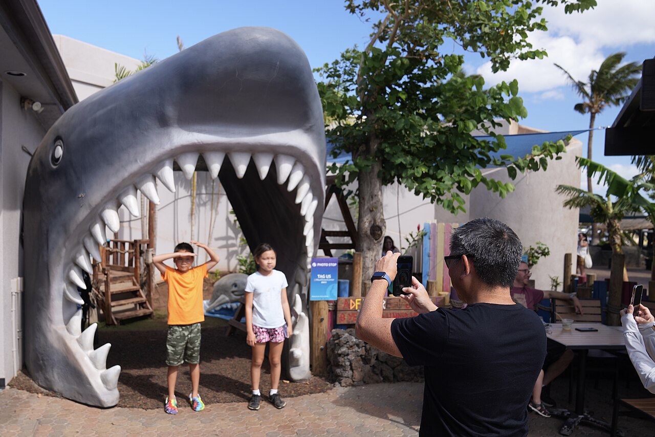 A popular photo stop at the Maui Ocean Center