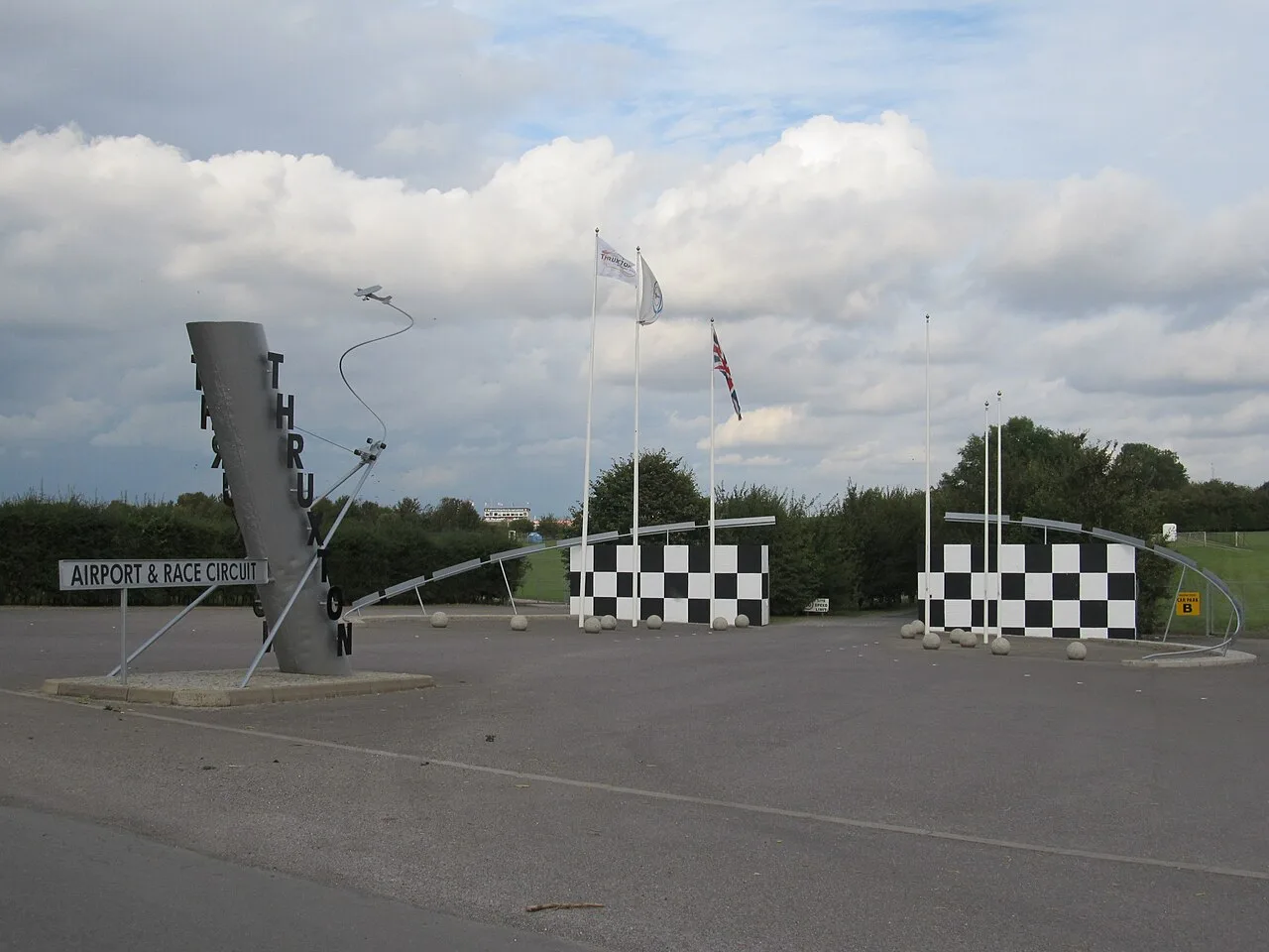Project Motor Racing