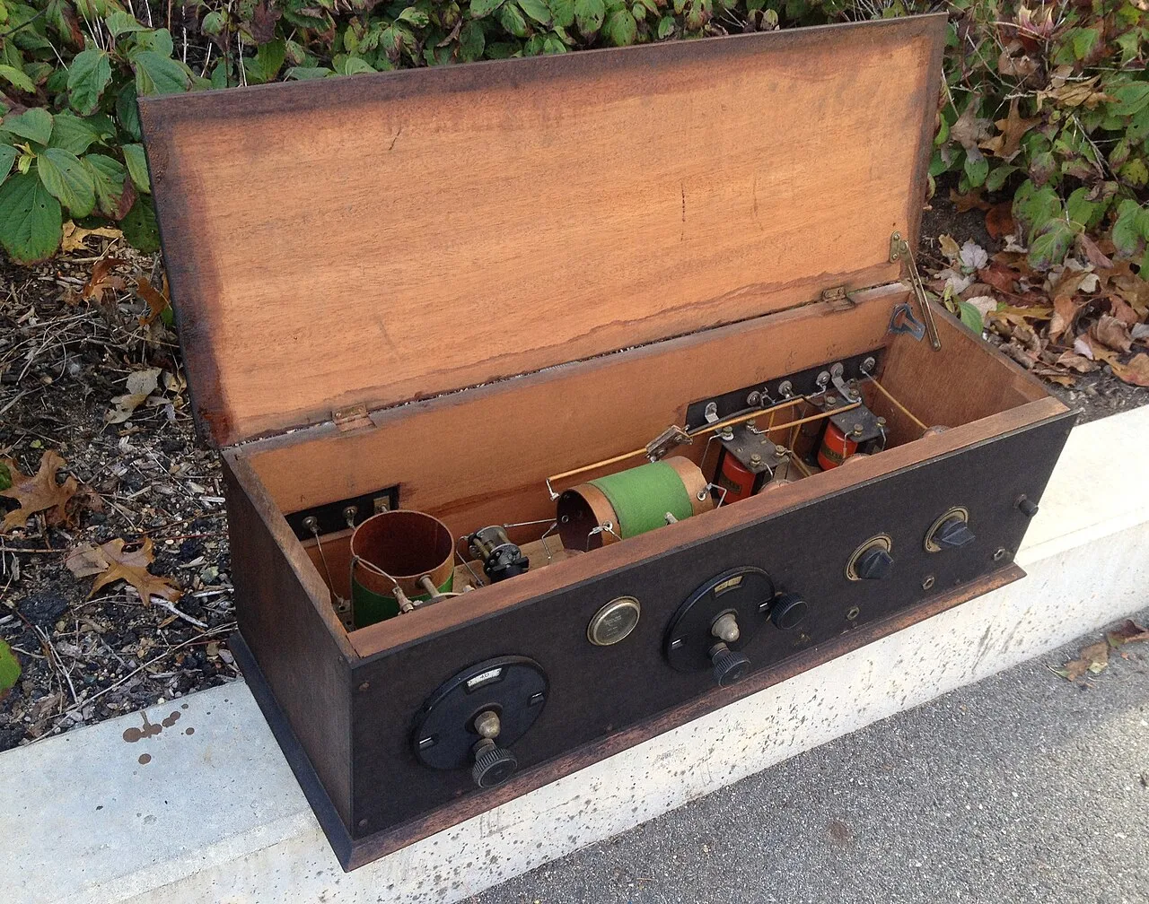 Antique radio