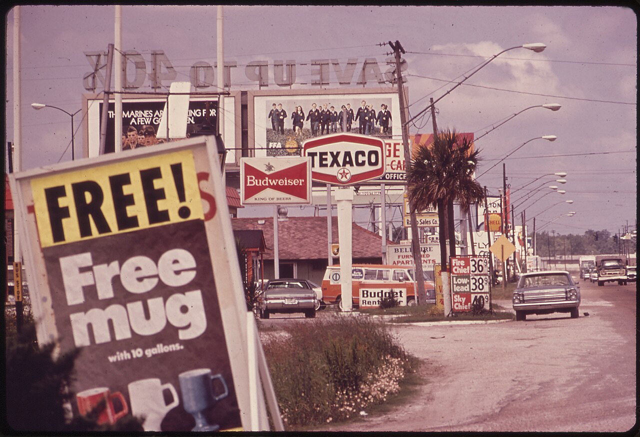 BILLBOARDS AND ADVERTISING CLUTTER ROADSIDE - NARA