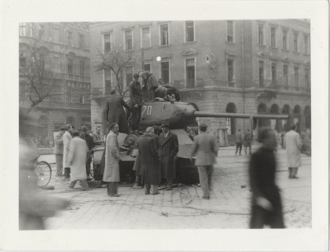 1956, Budapest, József körút - Baross utca