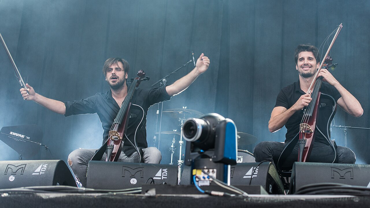 2Cellos
