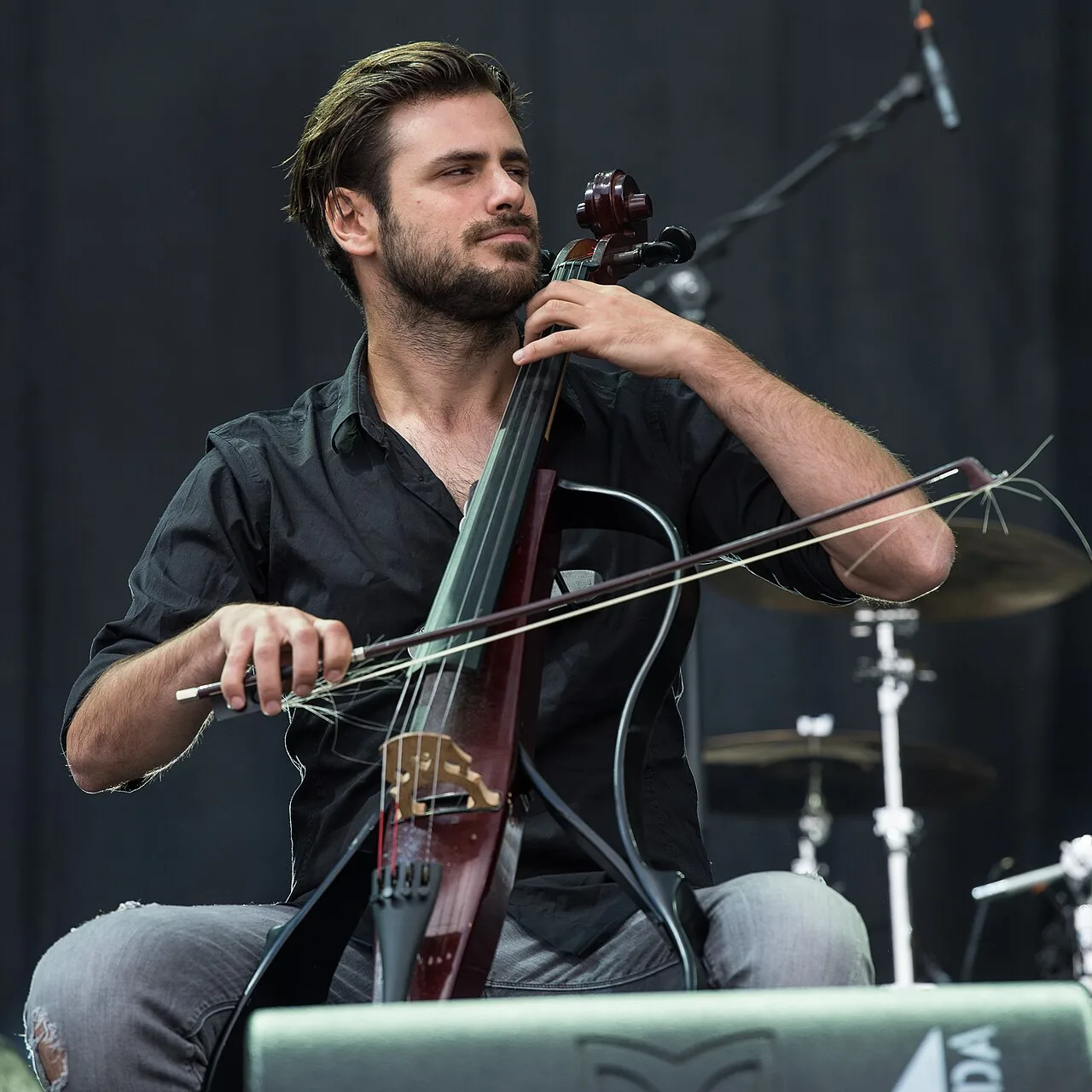 2Cellos