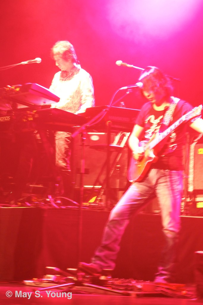 B'z