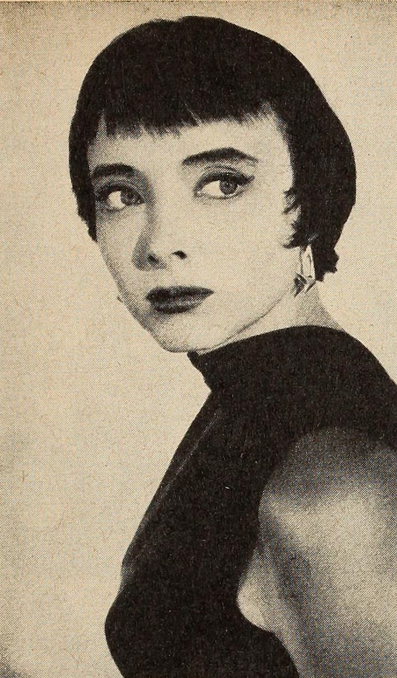 Carolyn Jones