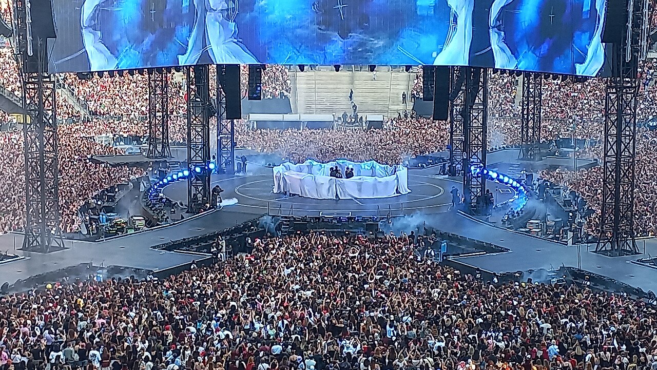 BTS World