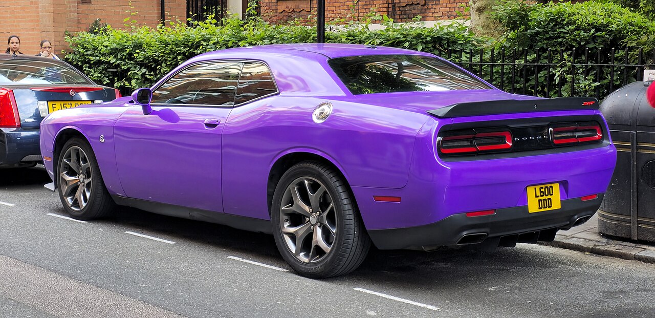 Dodge Challenger Hellcat 2