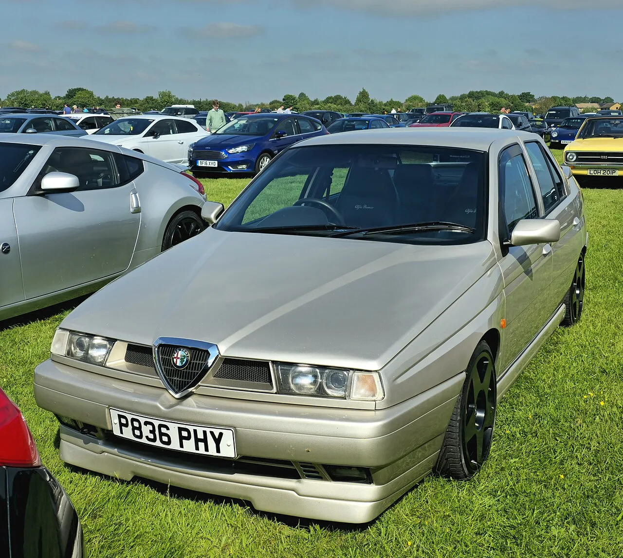 Alfa Romeo 155