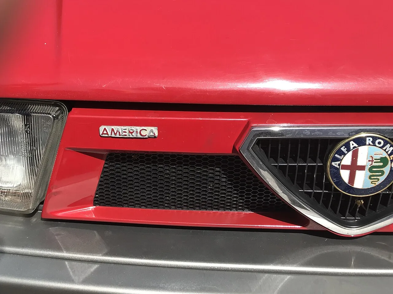 Alfa Romeo 75