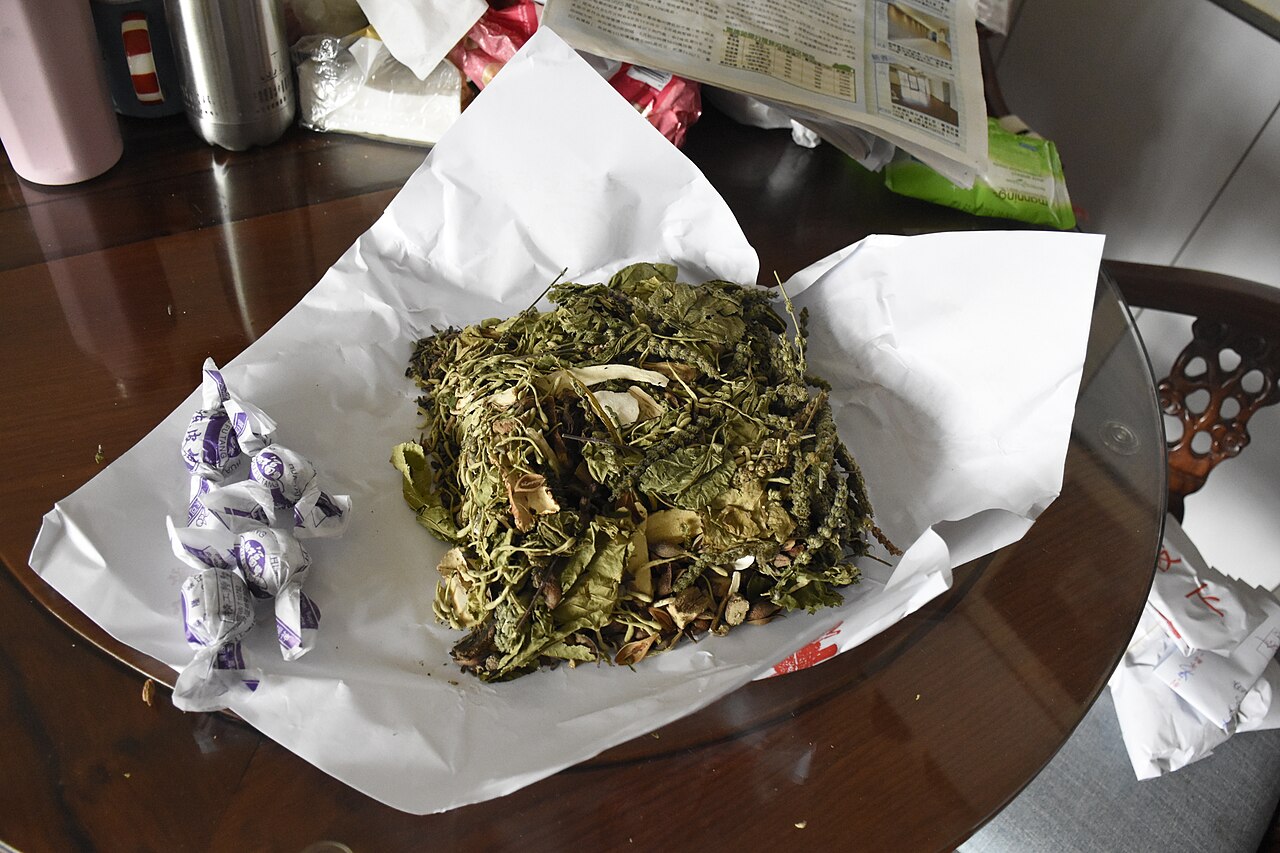 Chinese herbology