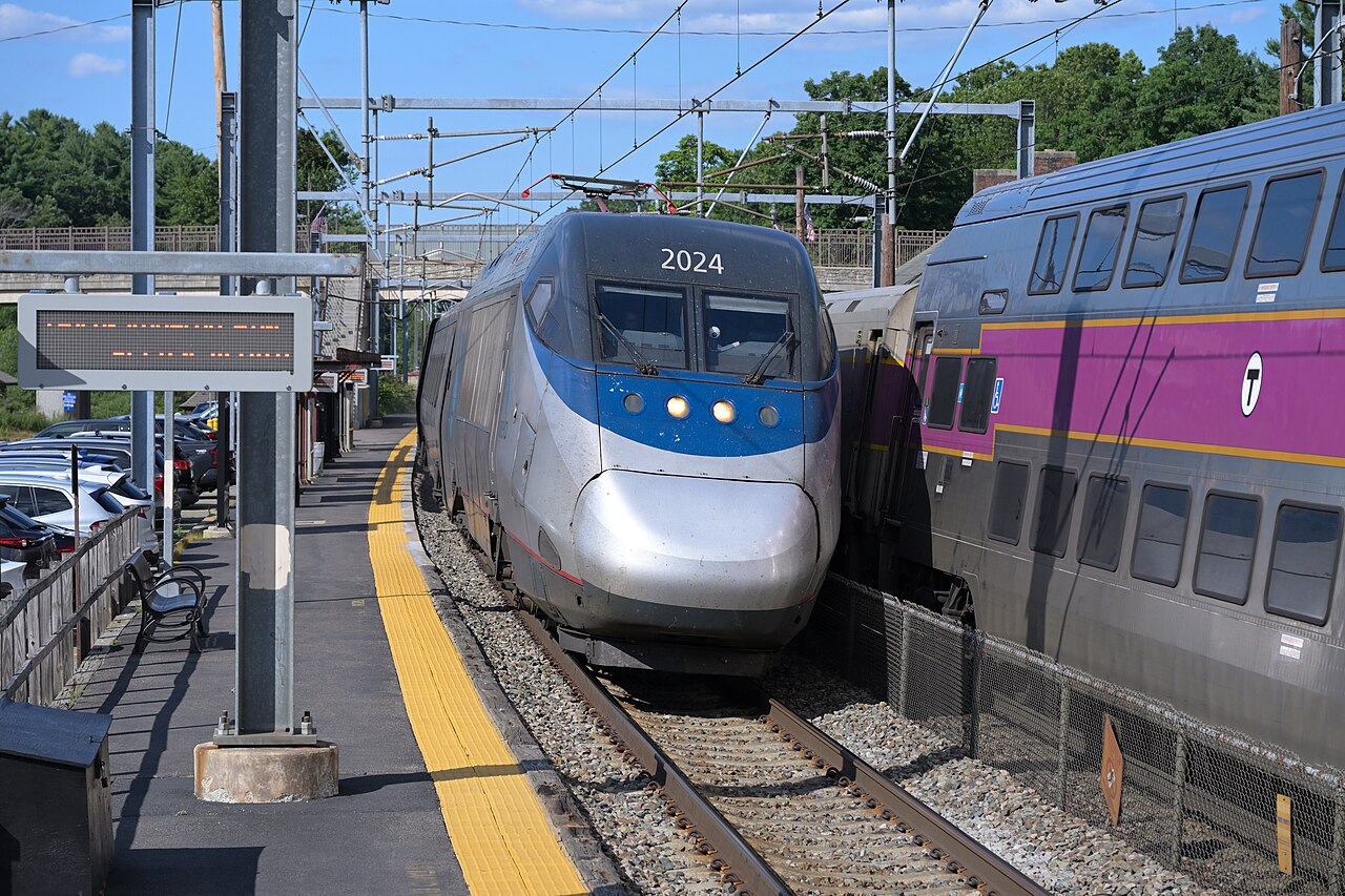 Acela Express 2173 and Providence Line 856 at Sharon July 2025 2