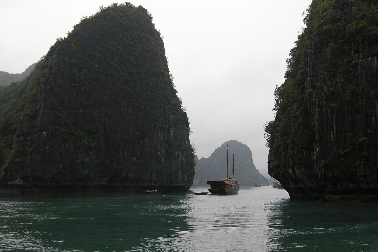 Hạ Long Bay