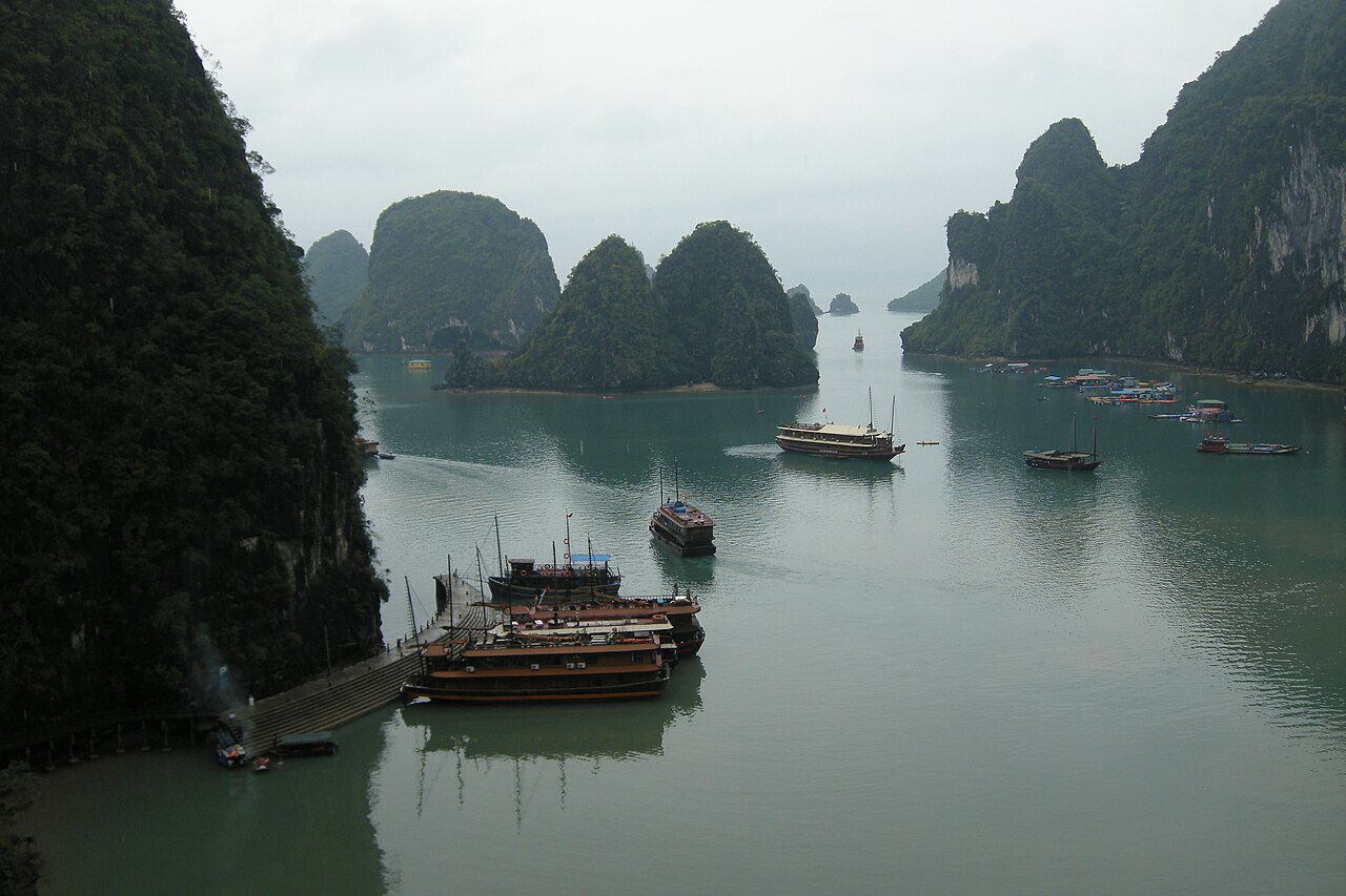 Hạ Long Bay