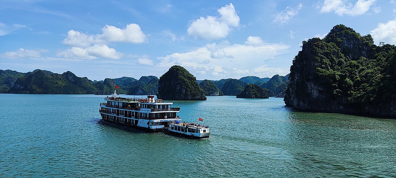 Hạ Long Bay