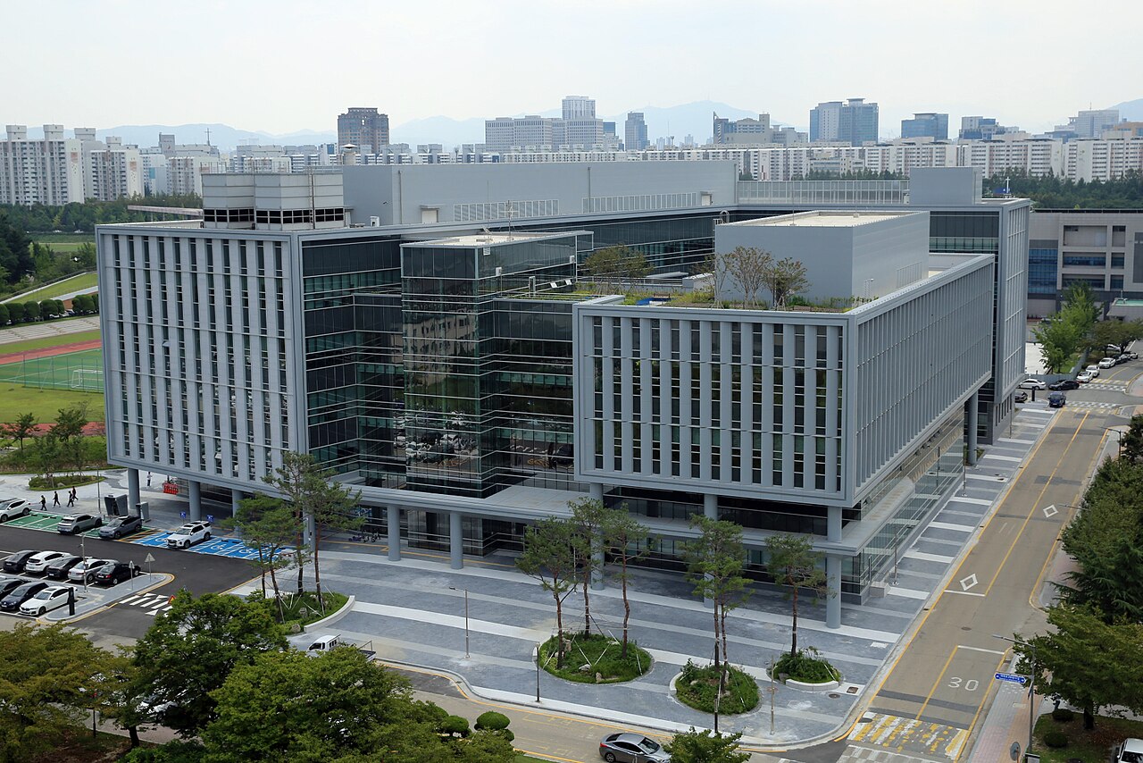 KAIST
