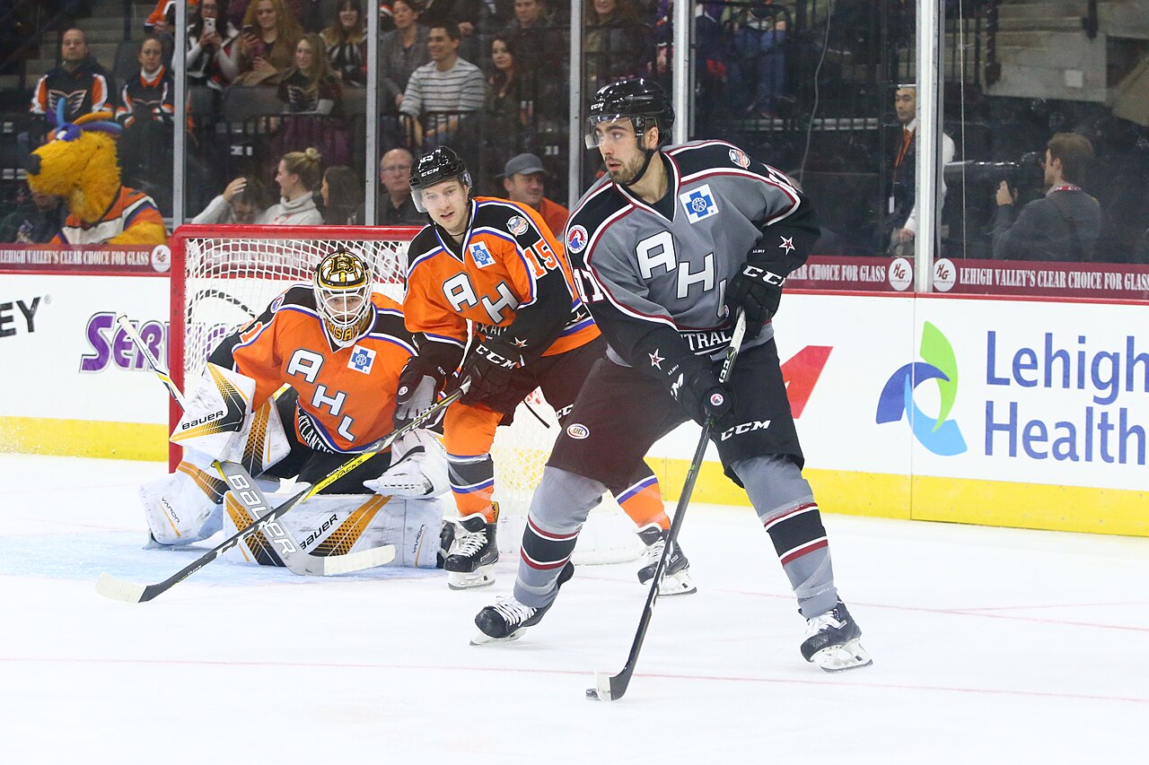 Alex Tuch